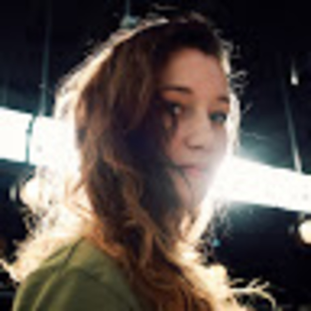 Meet your Posher, Katelyn